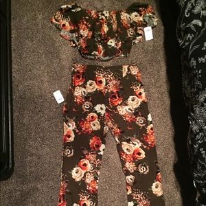 Two piece set from Windsor